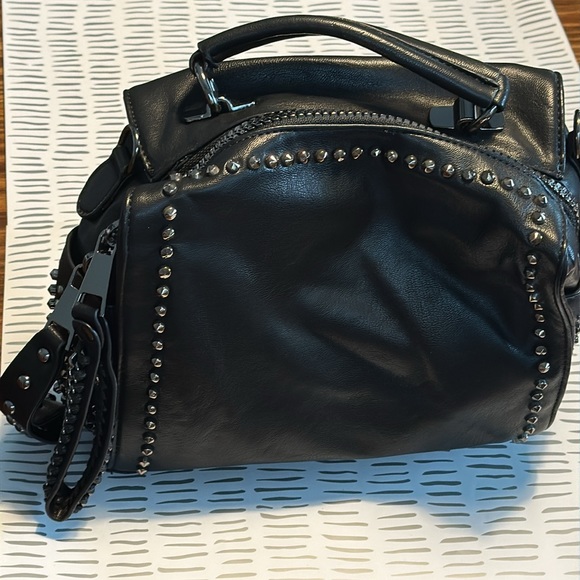 Joseko studded black handbag - Picture 3 of 7